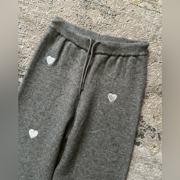 Grey Heart Knit Set - New! - Picture 6 of 11